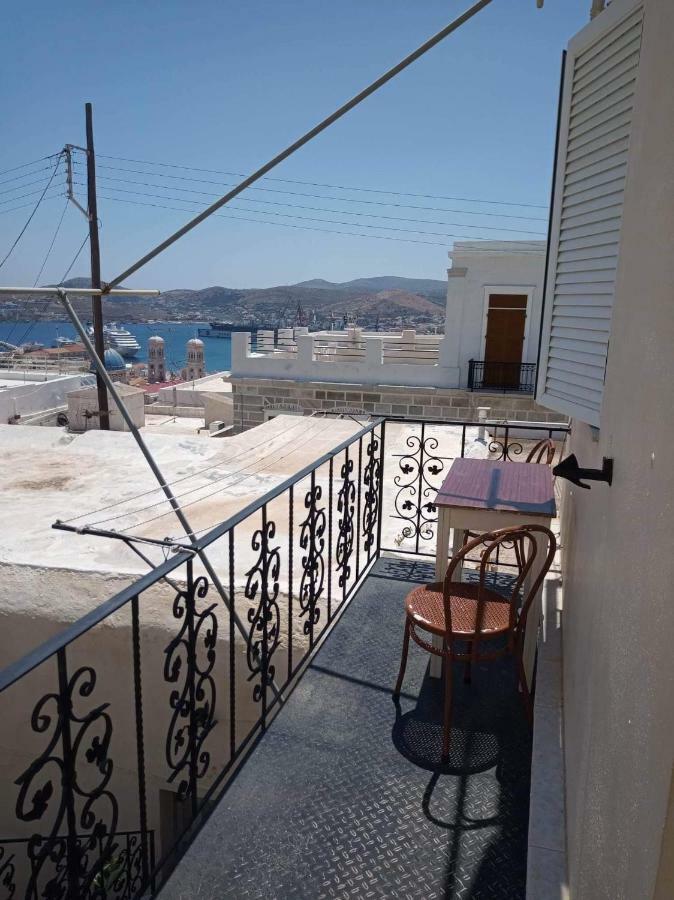 Soullas Apart -Ελλαδα- Apartment Ermoupoli Ngoại thất bức ảnh